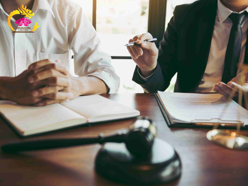 Luật sư bào chữa tội lừa đảo chiếm đoạt tài sản có thể giúp giảm án hay không?